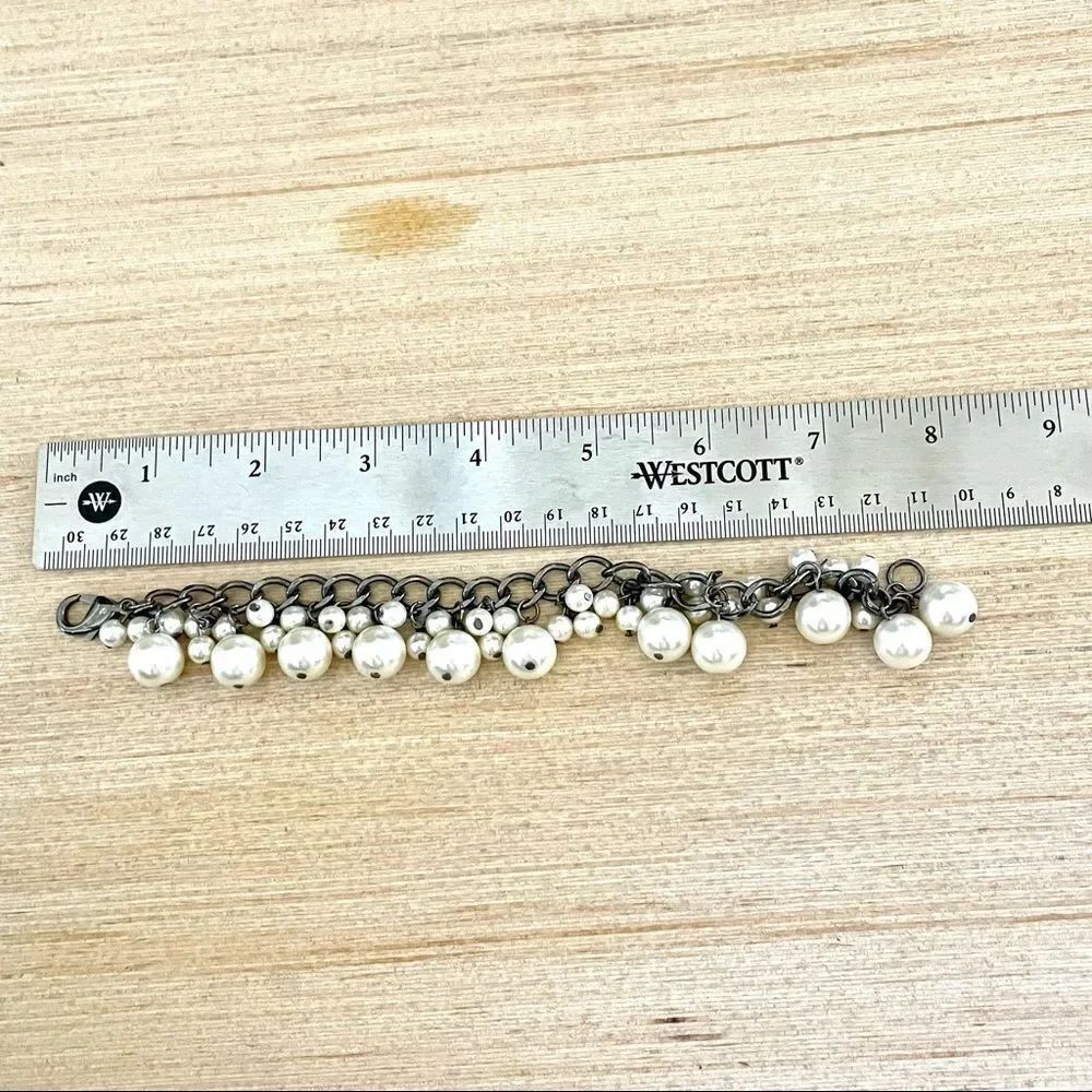 Faux Pearl bracelet - Picture 4 of 8